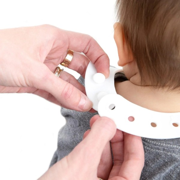 Babero de Silicona - 6-24 meses - Hello Kitty®