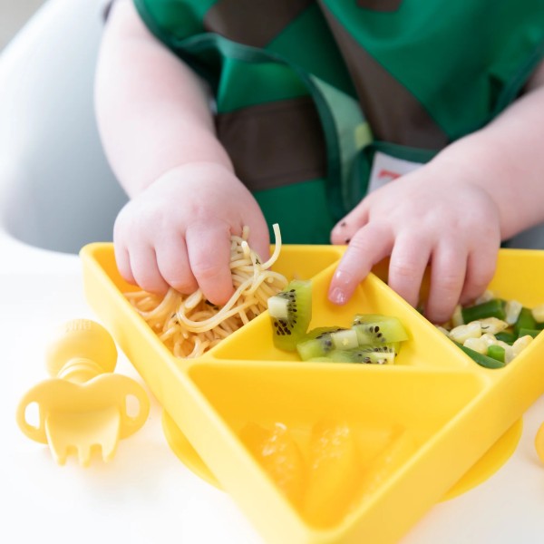 Silicone Grip Dish - Nintendo® Zelda™ Triforce