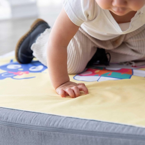 Second chance (no original packaging) - Reversible roll & go blanket - Hello Kitty®