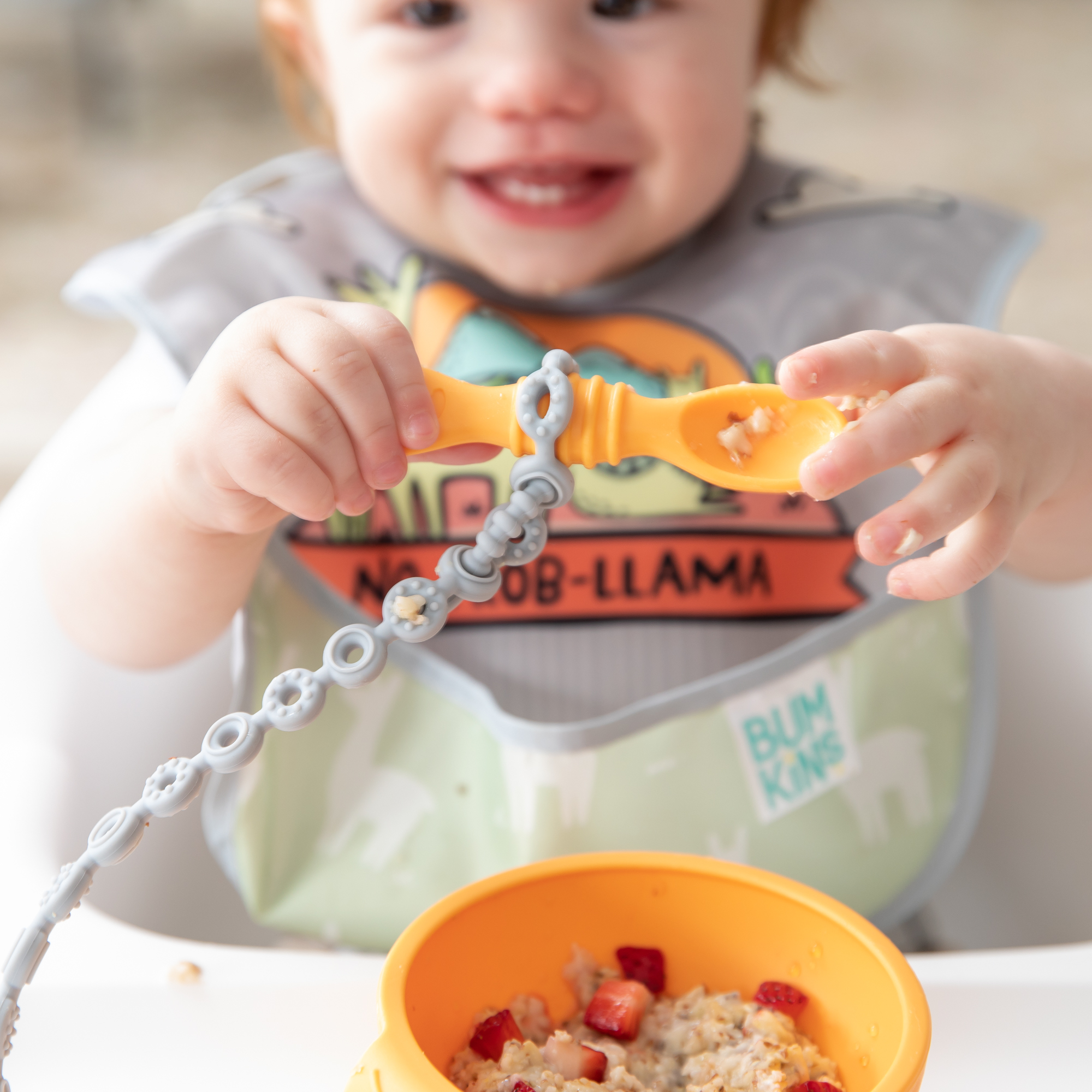 SuperBib® - 6-24 months - No Prob-Llama
