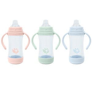 vasos y popote de vidrio