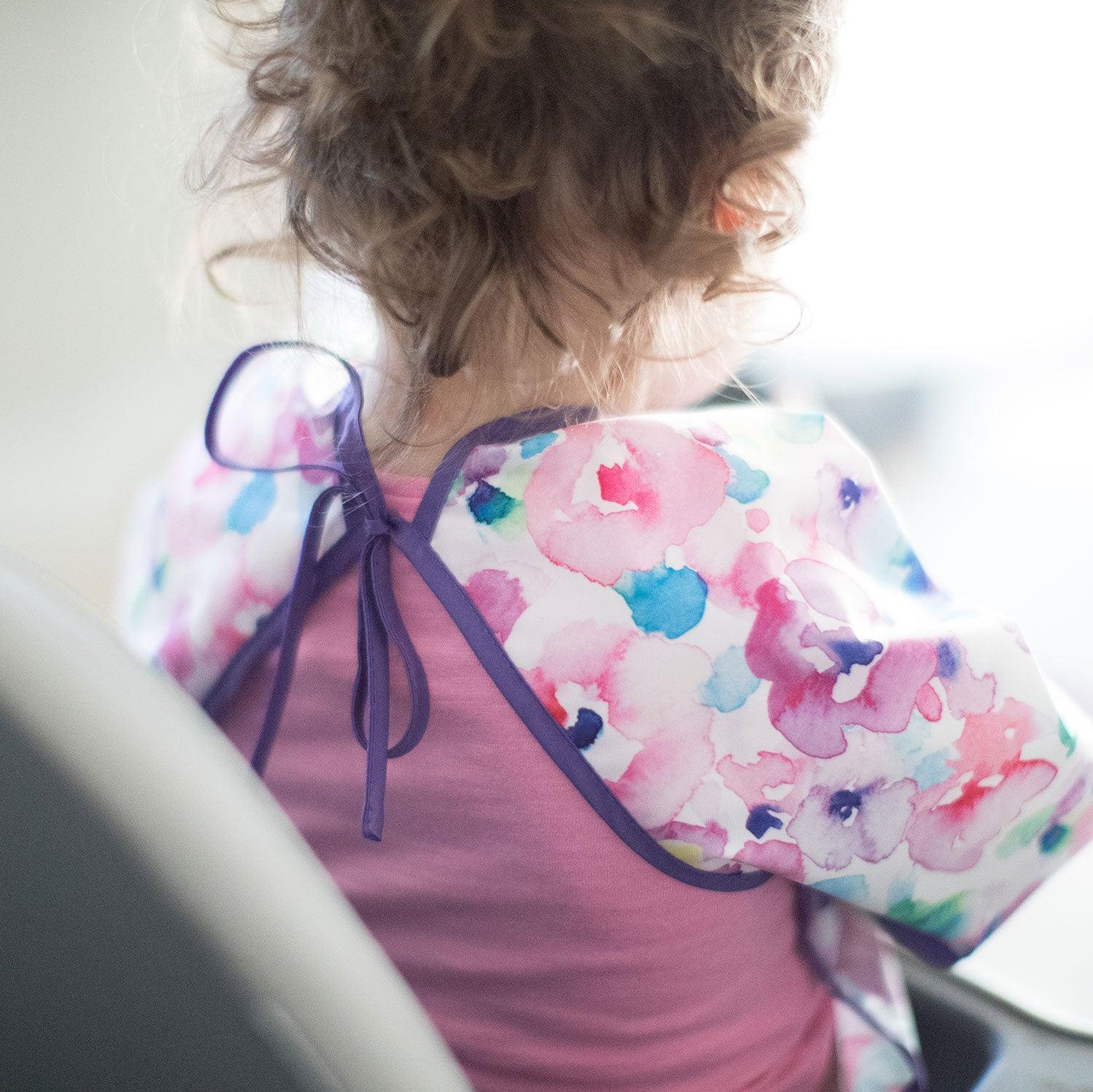 Sleeved bib - Watercolor