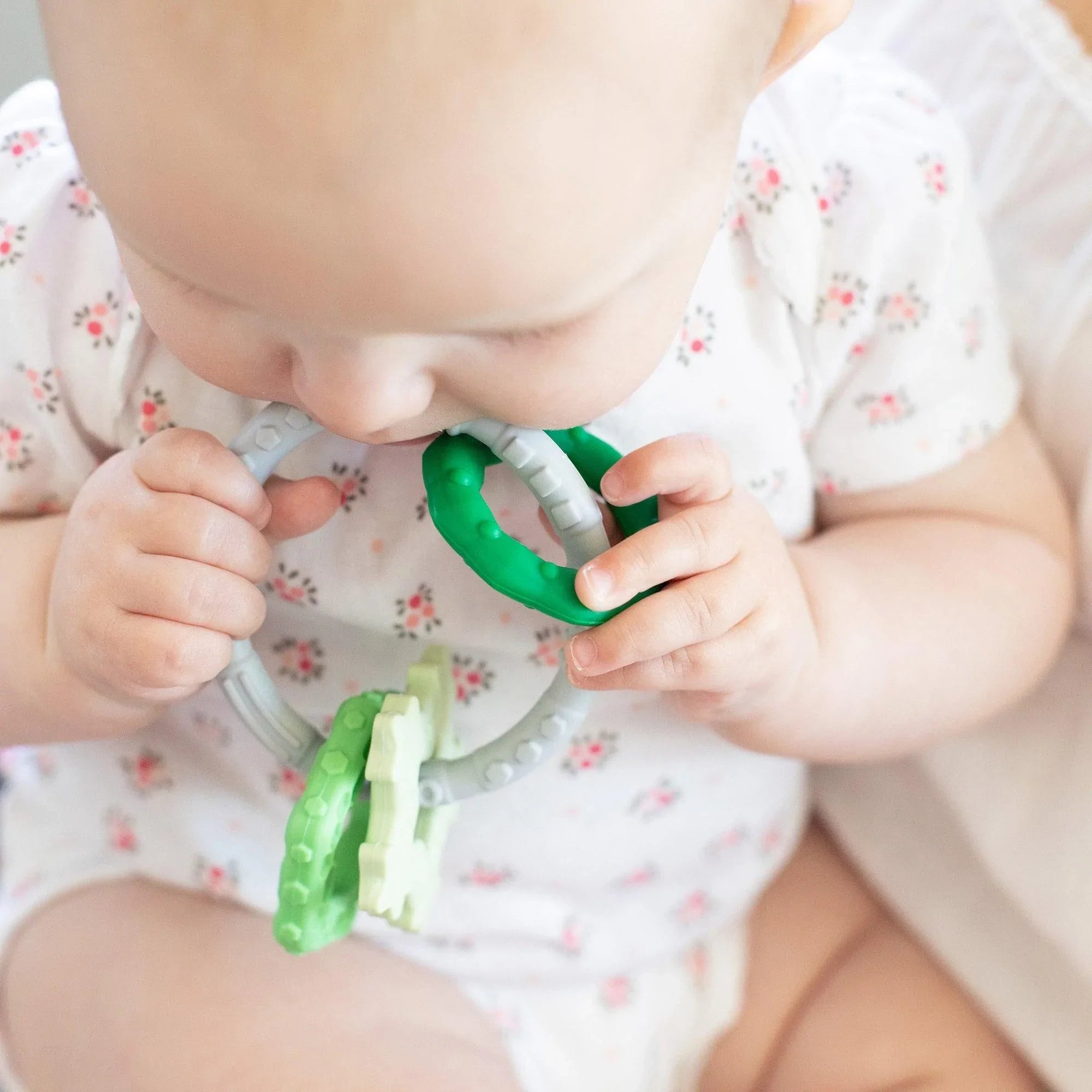 Silicone teething charms - Green