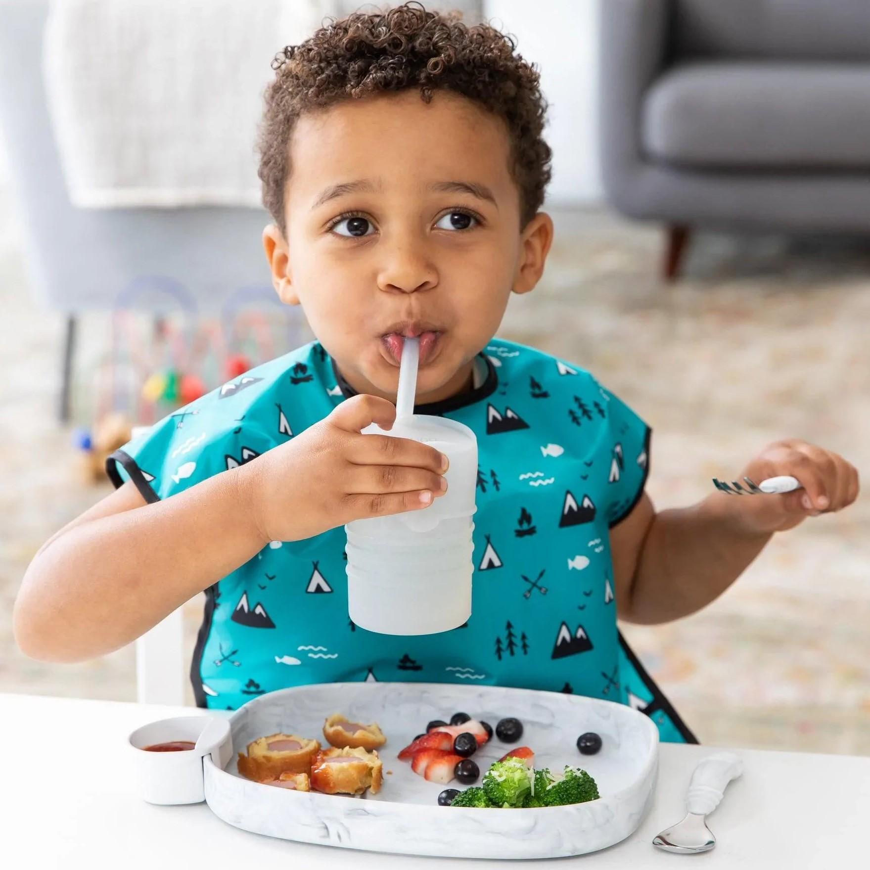 Junior Bib - Outdoors