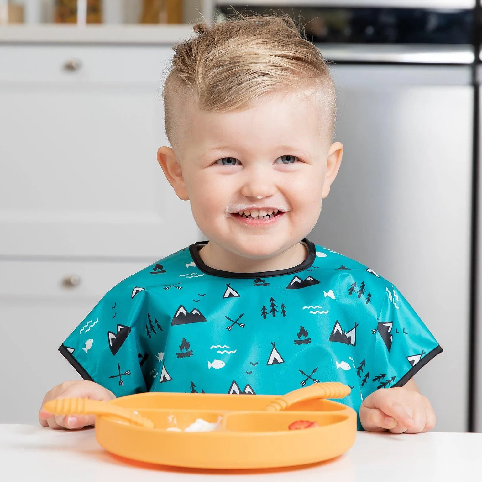 Junior Bib - Outdoors