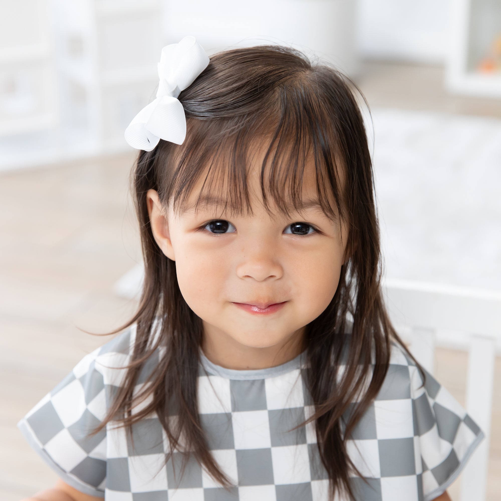 Junior bib - Charcoal Check