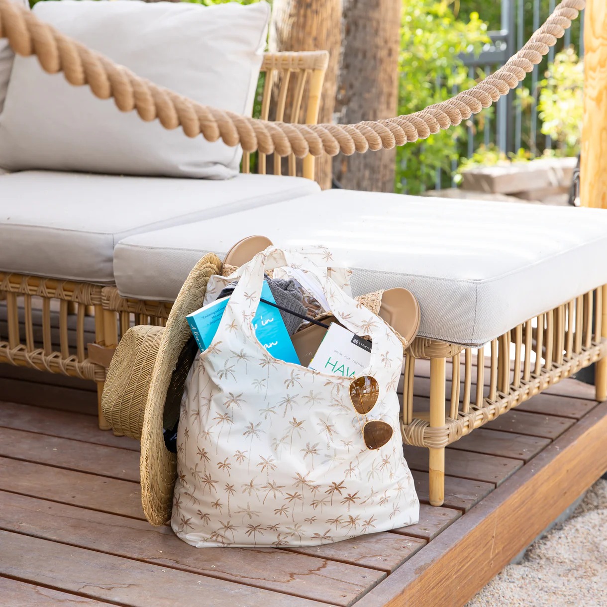 Packable Tote Bag - Palm Daze