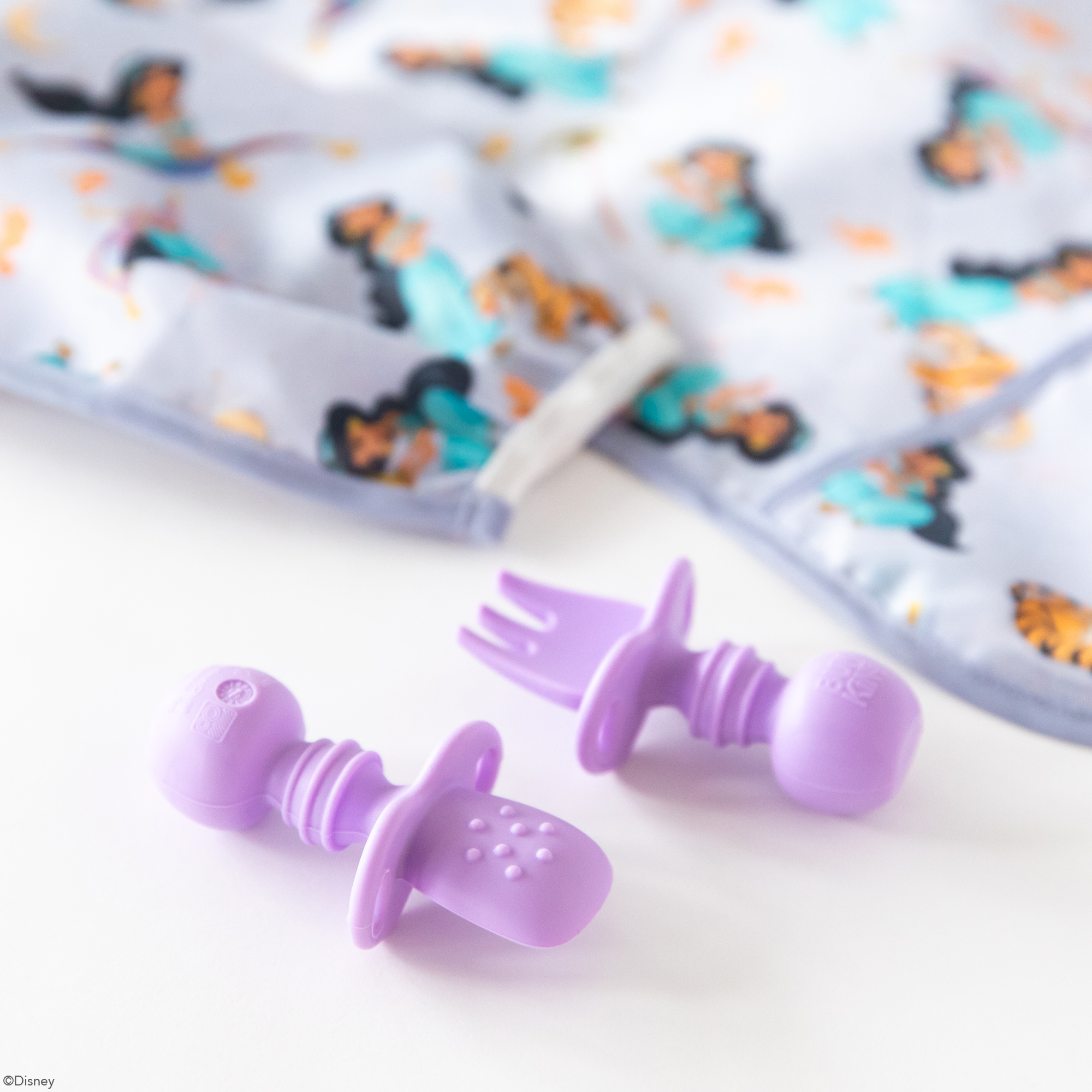 Deuxième Chance (sans emballage d'origine) - Bavoir à Manches - Princesse Jasmine de Disney