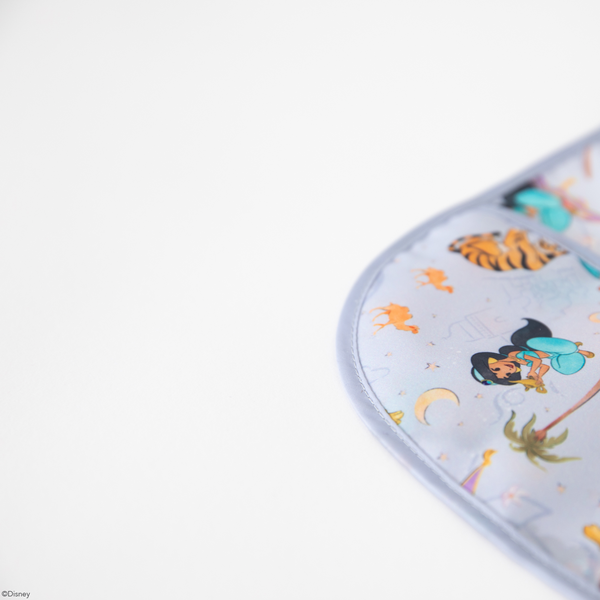 Deuxième Chance (sans emballage d'origine) - Bavoir à Manches - Princesse Jasmine de Disney