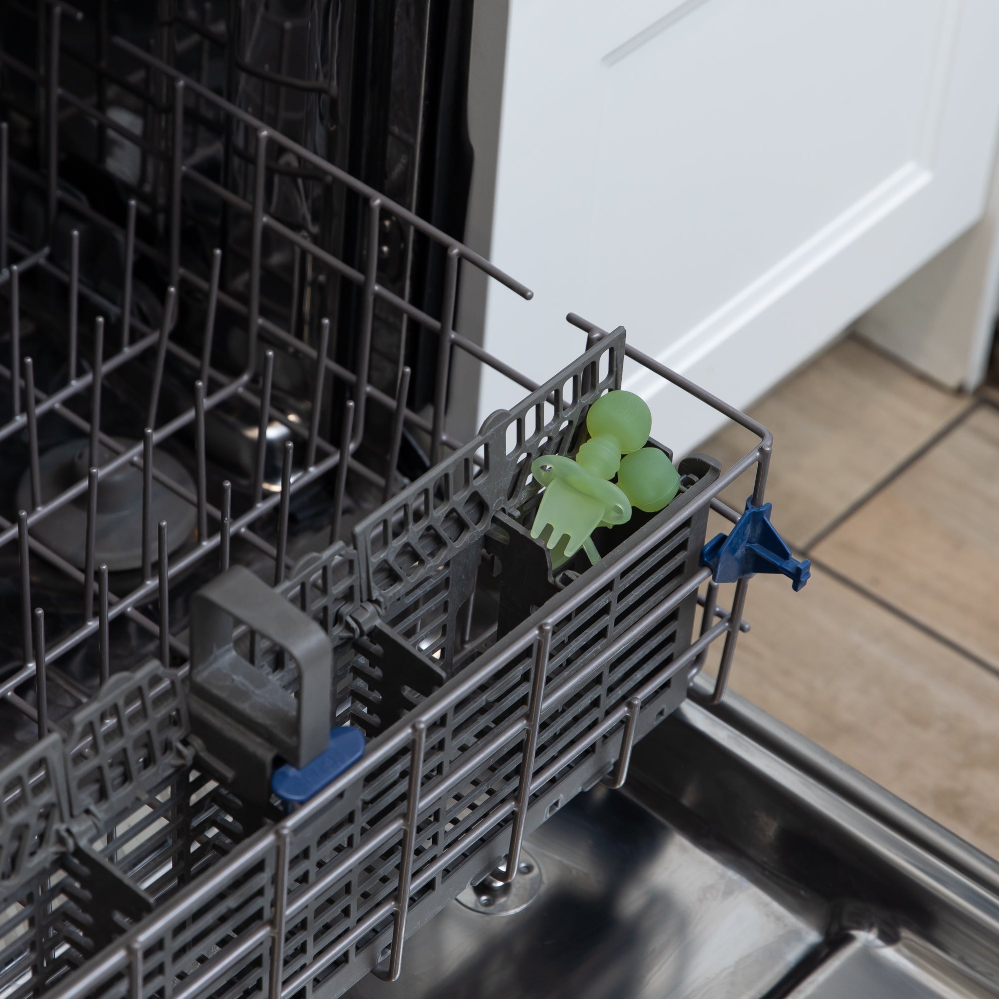 Second Chance (No Original Packaging) - Silicone Chewtensils® - Green Jelly