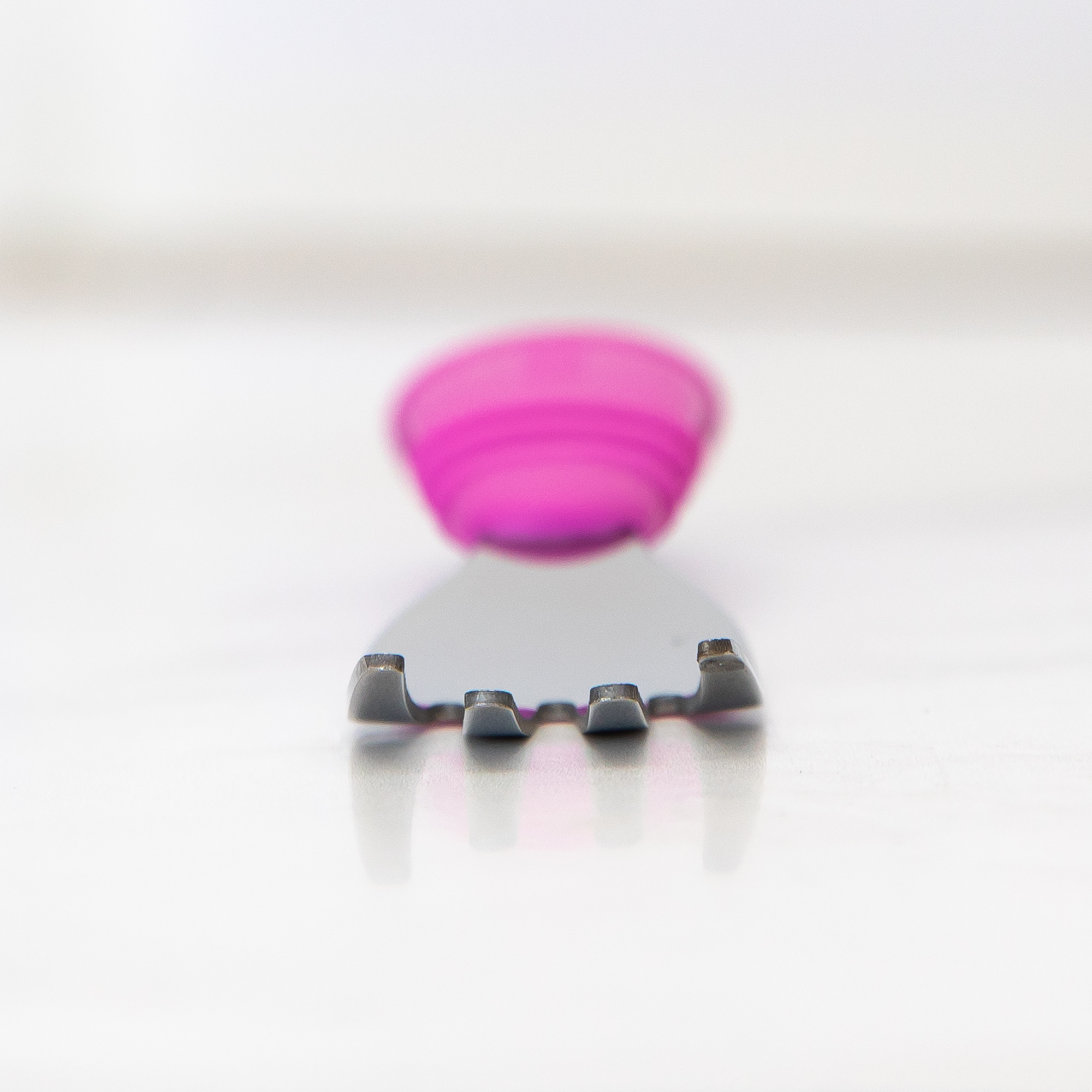 Second Chance (No Original Packaging) - Spoon + Fork - Fuchsia