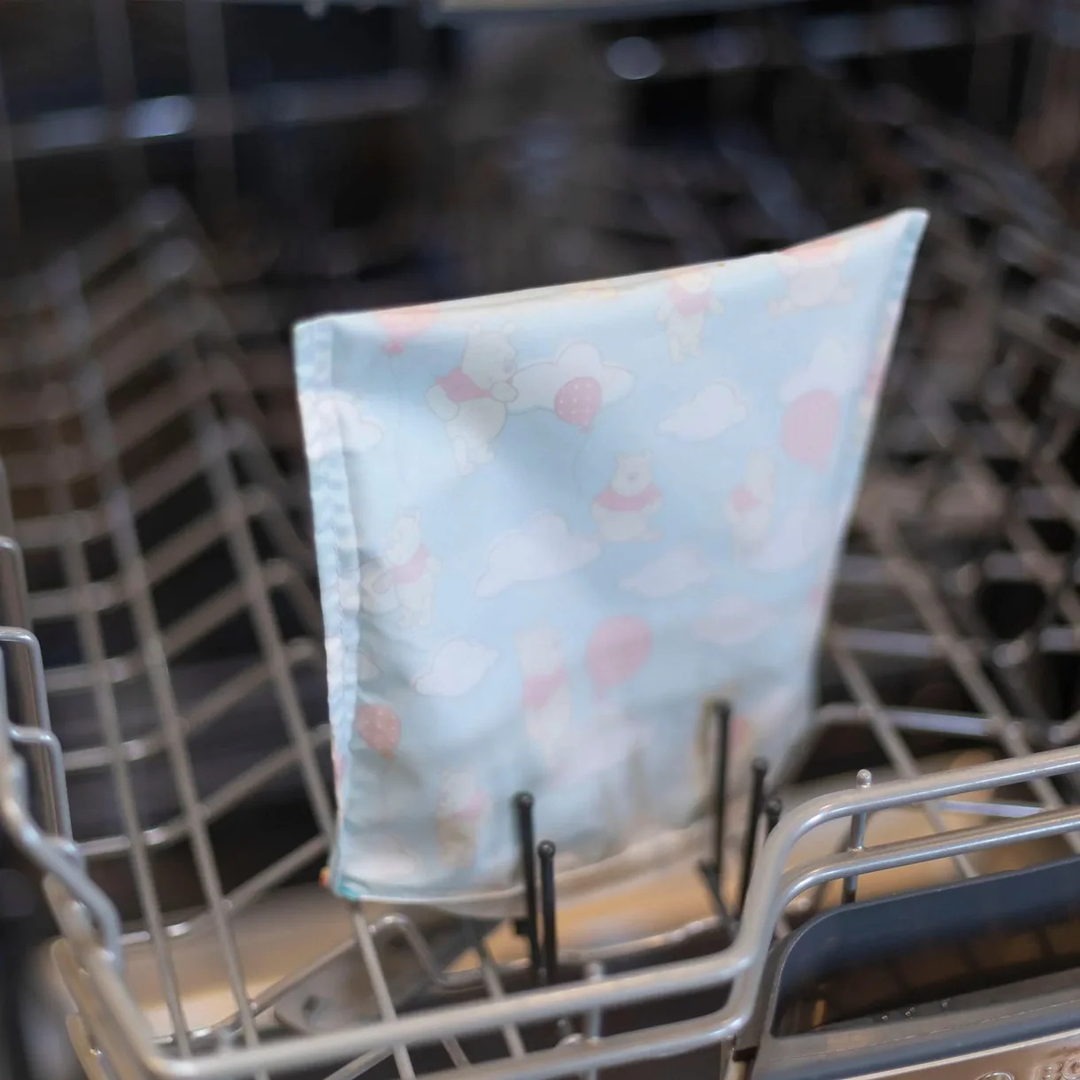 Second chance (no original packaging) - Reusable snack bag - Large - Disney Winnie the Pooh - Blue Balloons