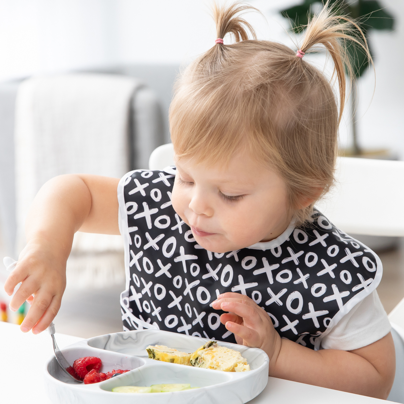 SuperBib® Baby Slab - XOXO