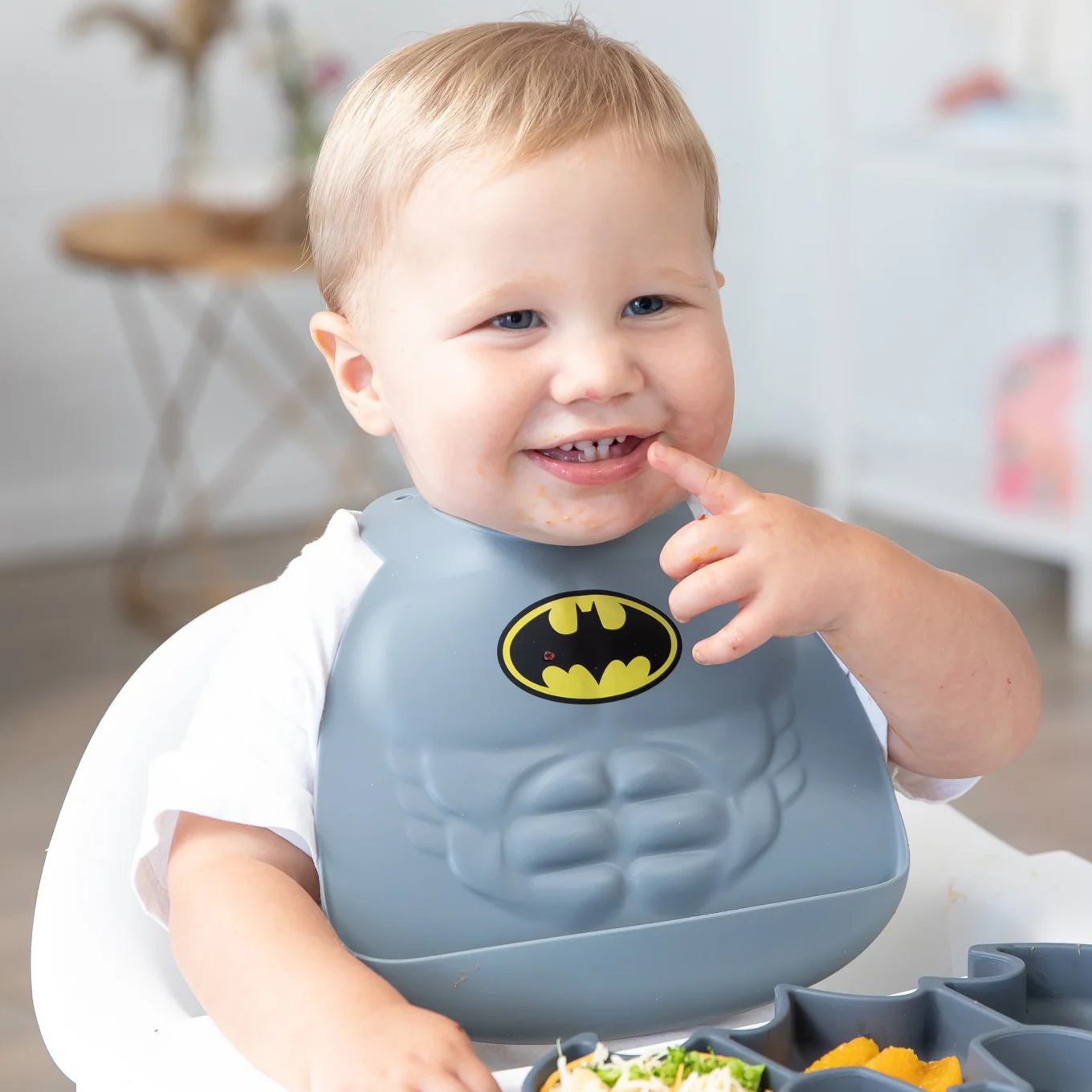 Second Chance (No Original Packaging) - Silicone Bib {6-24m)